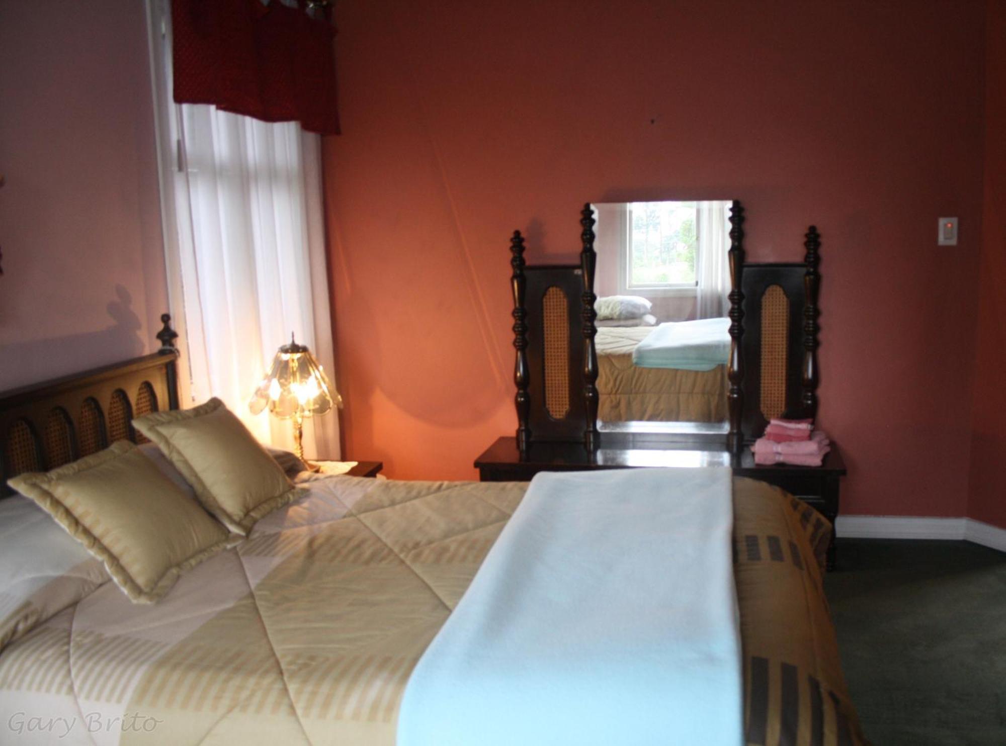 Hostal Saint Mary'S Tababela Rom bilde